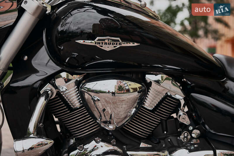 Мотоцикл Круізер Suzuki VZR 1800 2008 в Києві фото 2 Мотоцикл Круізер Suzuki VZR 1800 2008 в Києві