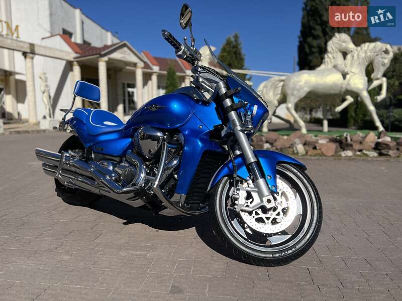 Suzuki VZR 1800 2012