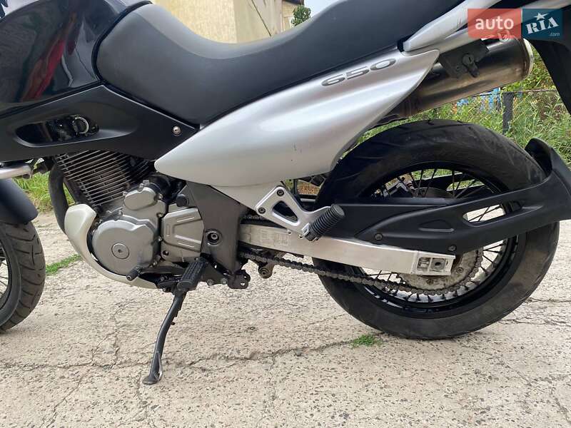 Мотоцикл Классик Suzuki XF 650 Freewind 1997 в Гайвороне