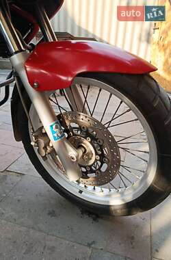 Мотоцикл Туризм Suzuki XF 650 Freewind 1999 в 