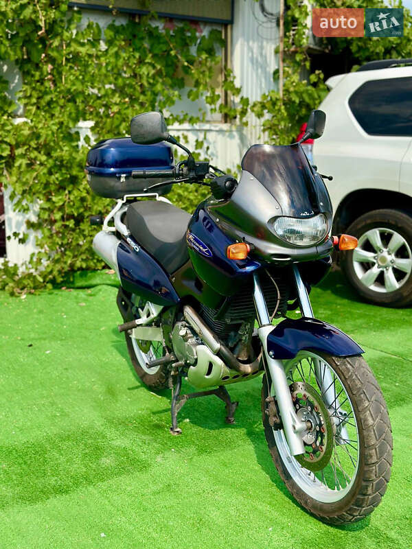 Мотоцикл Круизер Suzuki XF 650 Freewind 1999 в Одессе