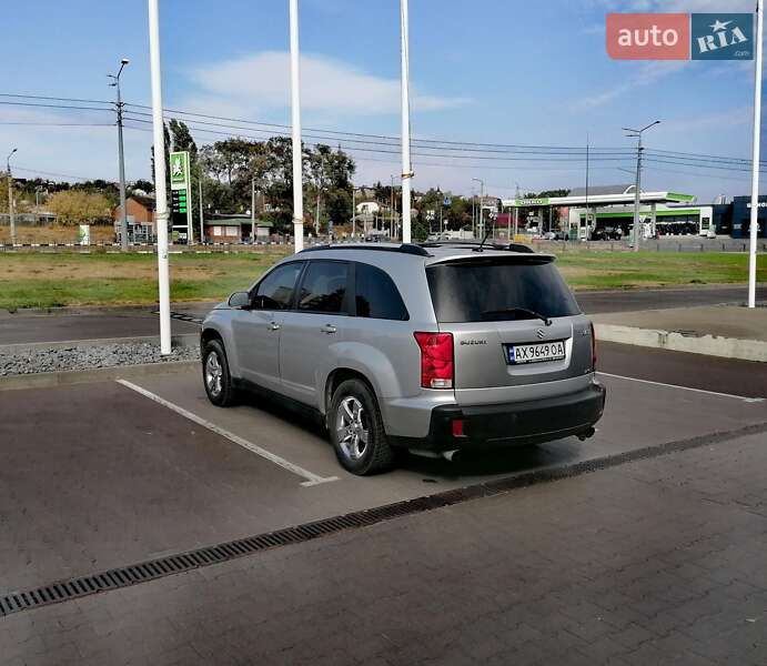 Внедорожник / Кроссовер Suzuki XL7 2007 в Харькове
