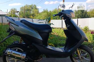 Скутер Suzuki ZZ 50 2005 в Городенці