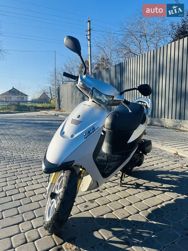 Мопеды Suzuki ZZ 50 2008 в 