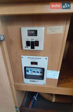 Причіп дача SWIFT Corniche 2003 в Косові