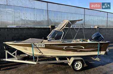 Човен Sylvan Explorer 2007 в Покрові