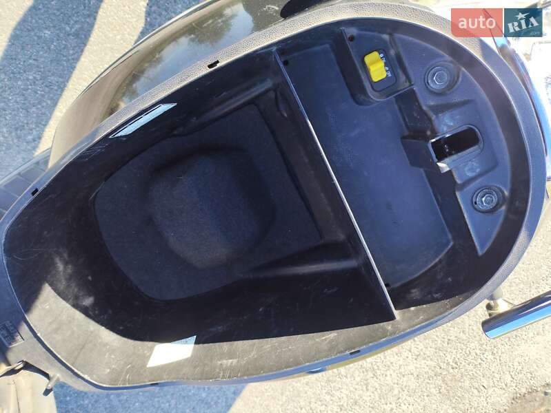 Грузовые мотороллеры, мотоциклы, скутеры, мопеды Sym Mio 2005 в Горишних Плавнях фото 4 Грузовые мотороллеры, мотоциклы, скутеры, мопеды Sym Mio 2005 в Горишних Плавнях