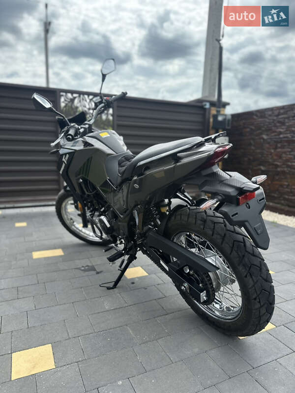 Мотоцикл Классик Sym NHT 300 2025 в Камне-Каширском