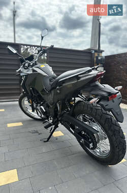 Мотоцикл Классик Sym NHT 300 2025 в 