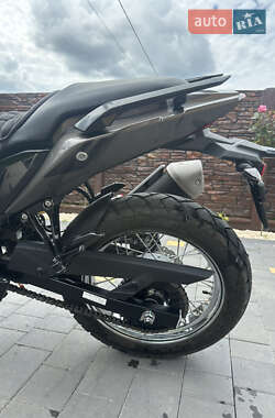 Мотоцикл Классик Sym NHT 300 2025 в 
