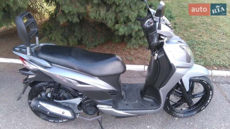 Скутер Sym Symphony 2014 в Червоному Донце