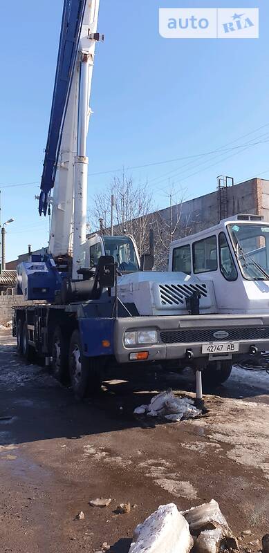 Автокран Tadano GT 2007 в Виннице