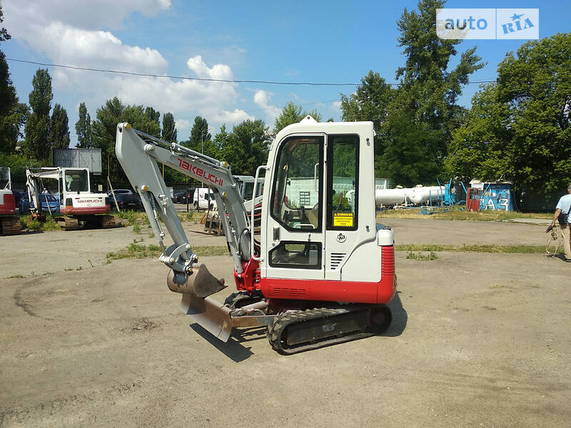 Екскаватор навантажувач Takeuchi TB 2008 в Києві фото Екскаватор навантажувач Takeuchi TB 2008 в Києві