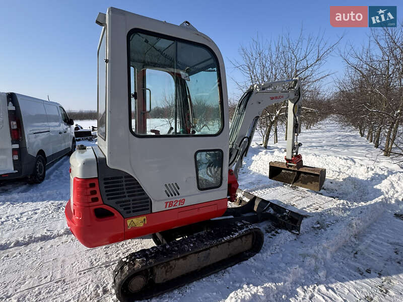 Миниэкскаватор Takeuchi TB 2009 в Недобоевцах фото 4 Миниэкскаватор Takeuchi TB 2009 в Недобоевцах