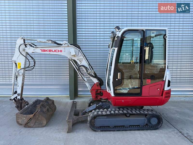 Миниэкскаватор Takeuchi TB 2017 в Бучаче