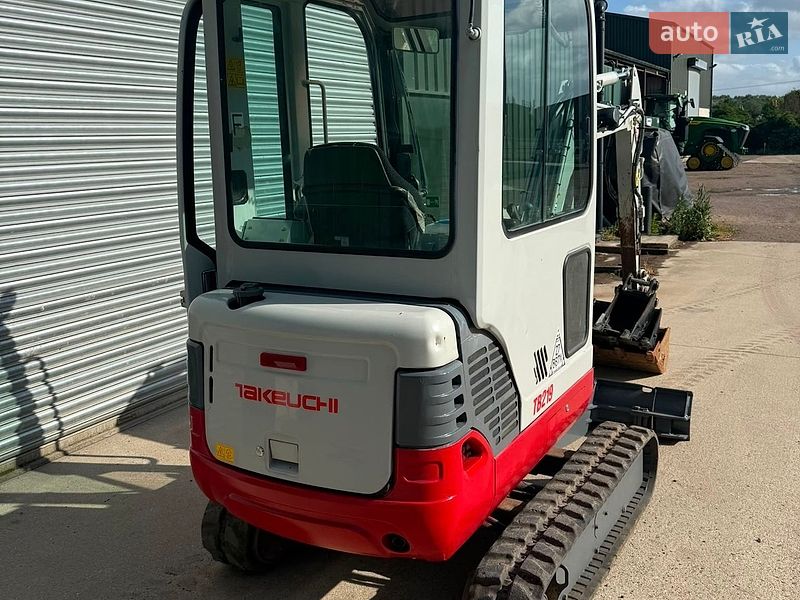 Миниэкскаватор Takeuchi TB 2021 в Бучаче