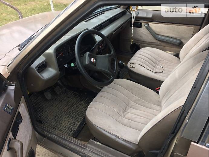 Седан Talbot Solara 1984 в Ужгороді