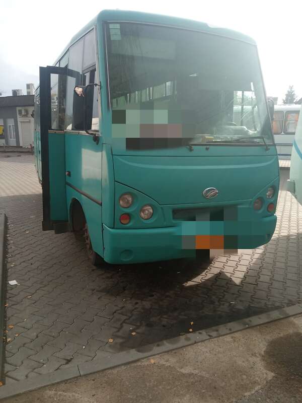 Городской автобус TATA A079 2010 в Черновцах
