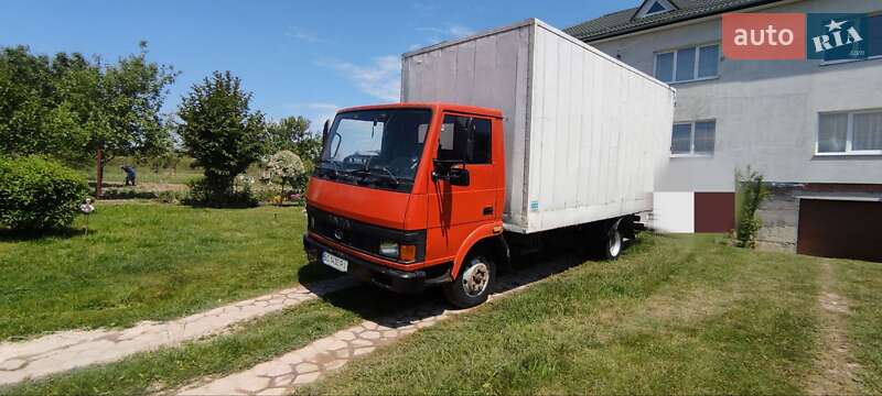 Вантажний фургон TATA LPT 613 2006 в Львові