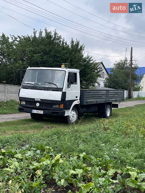 Грузовой фургон TATA LPT 613 2011 в Решетиловке