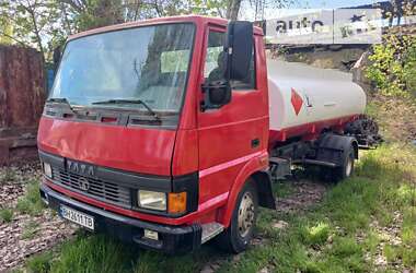 Бензовоз TATA LPT 2006 в 