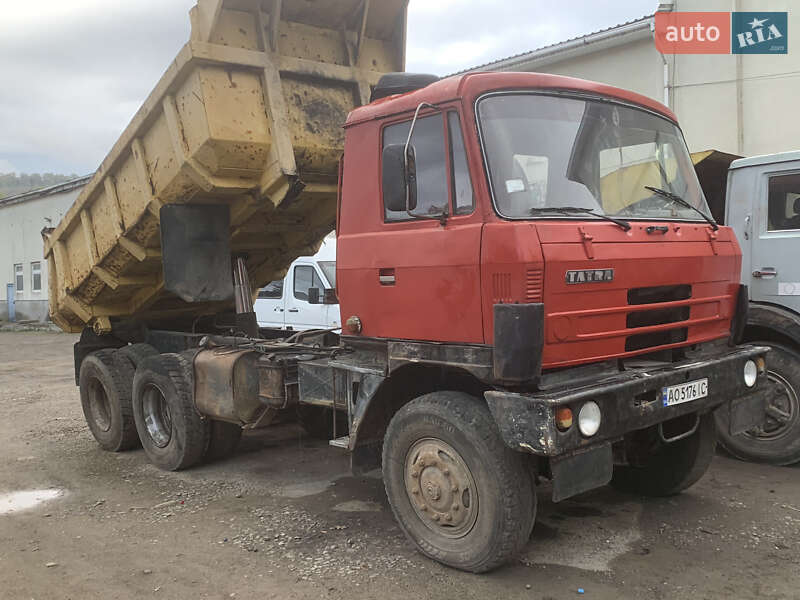 Самосвал Tatra 815 1990 в Хусте