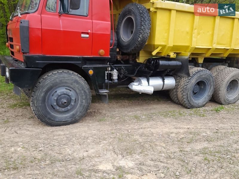 Самосвал Tatra 815 1990 в Дрогобыче