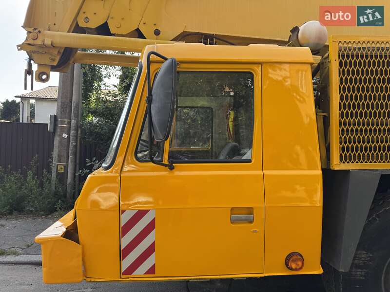 Автокран Tatra AD-28 1990 в Киеве