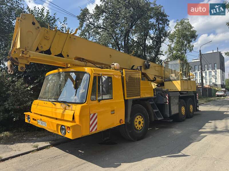 Автокран Tatra AD-28 1990 в Киеве