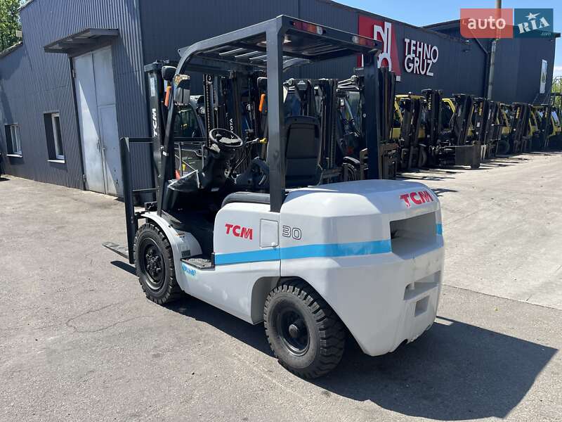 Вилочный погрузчик TCM FD 2022 в Киеве