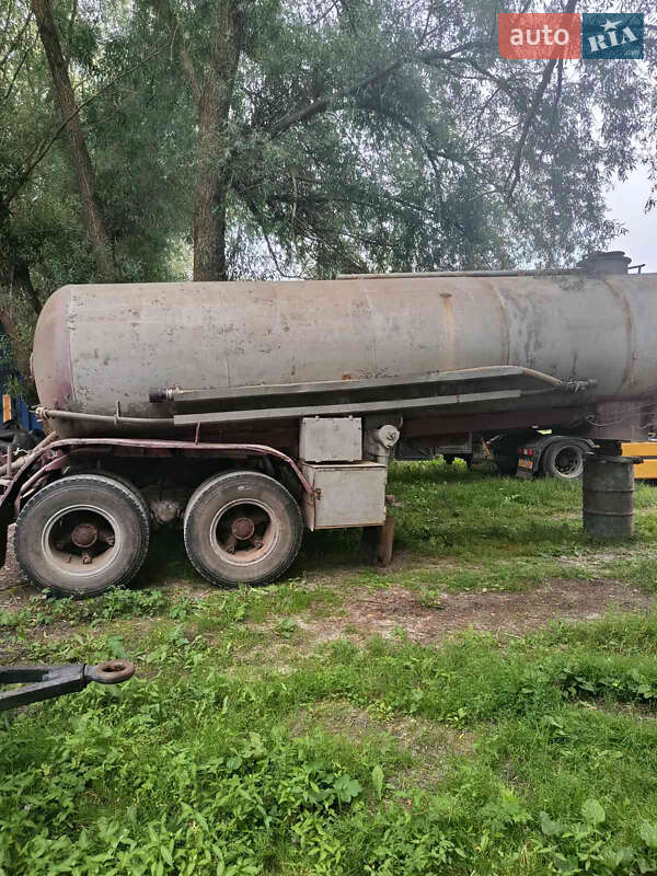 Цистерна полуприцеп ТЦ 13 1989 в Городке