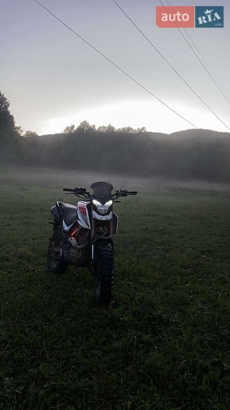 Мотоцикл Спорт-туризм Tekken 250 2023 в Косове