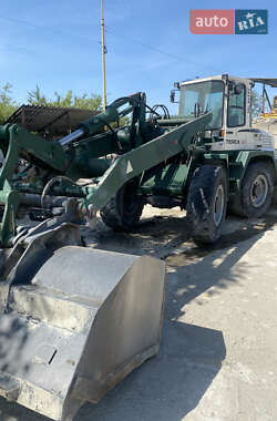 Фронтальный погрузчик Terex 860 2004 в 