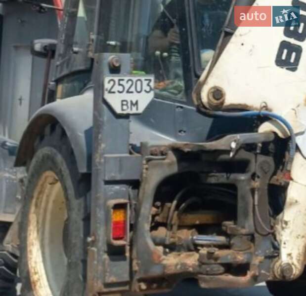 Екскаватор навантажувач Terex 880 2007 в Сумах