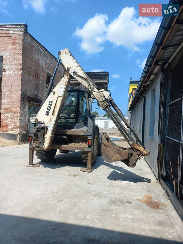 Екскаватор навантажувач Terex 880 2007 в Сумах