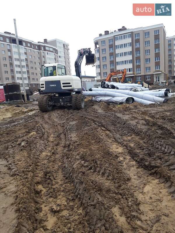 Колесный экскаватор Terex TW 2009 в Киеве