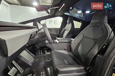 Пикап Tesla Cybertruck 2024 в 