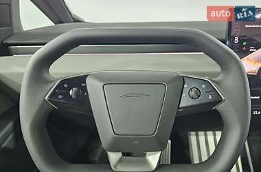 Пикап Tesla Cybertruck 2024 в 