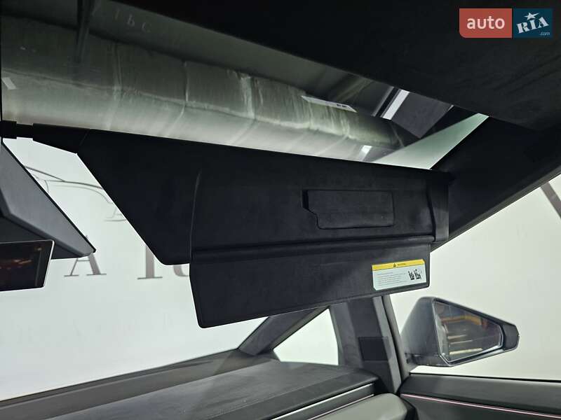 Пикап Tesla Cybertruck 2024 в Киеве