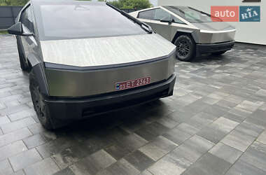 Пикап Tesla Cybertruck 2024 в Староконстантинове