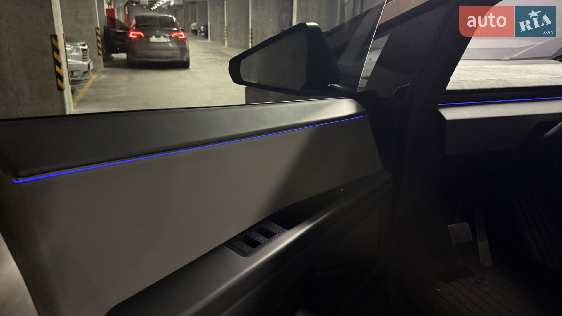 2024 Tesla Cybertruck - мініатюра 39