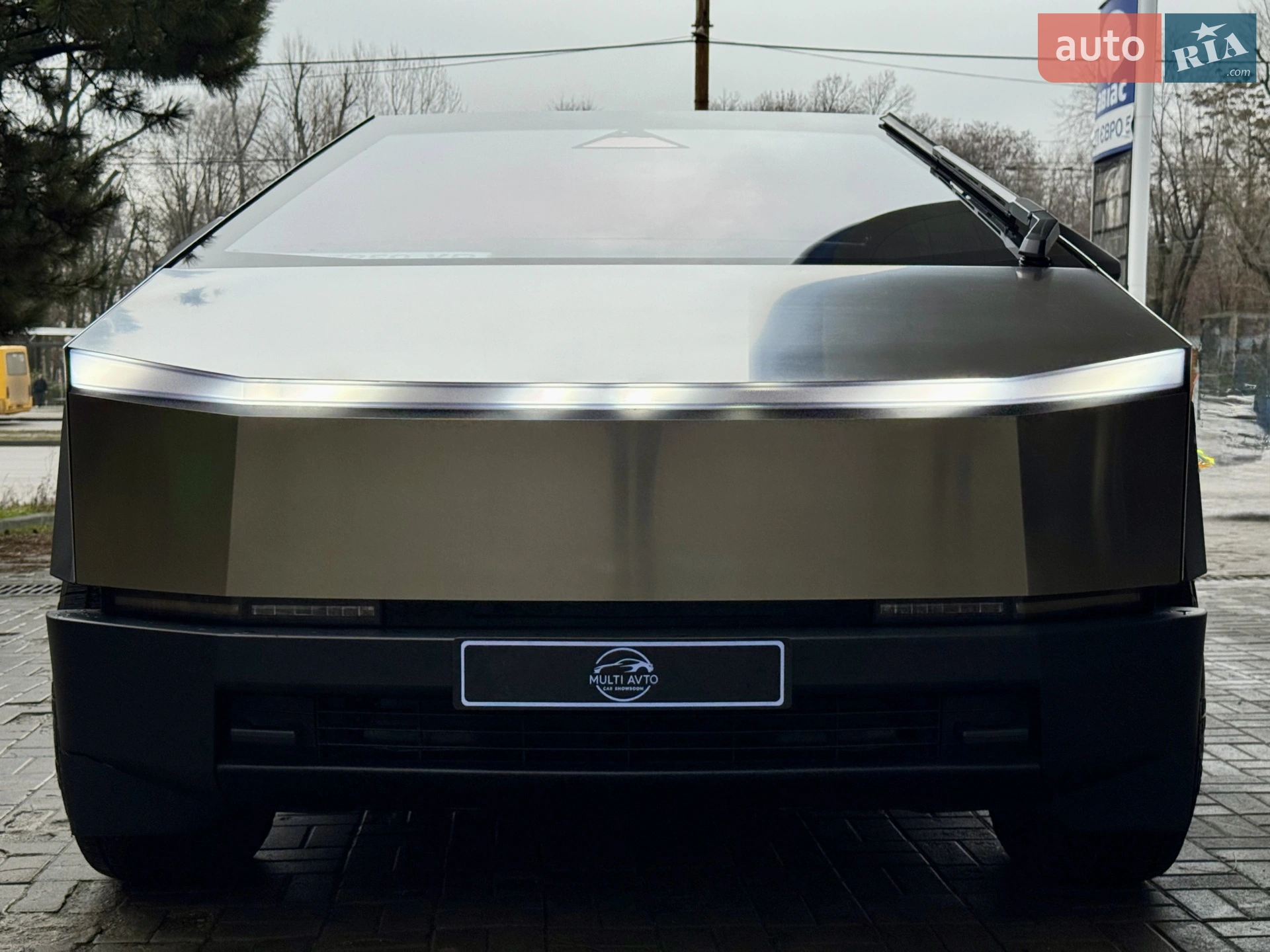 2024 Tesla Cybertruck - мініатюра 9