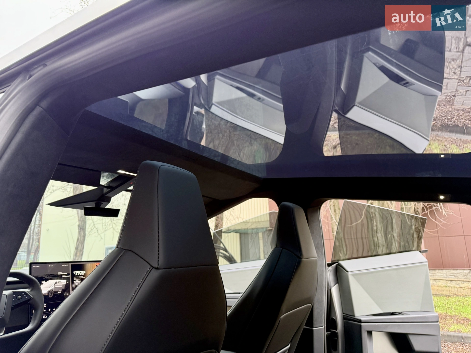 2024 Tesla Cybertruck - мініатюра 26