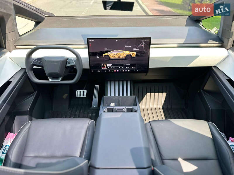 Пикап Tesla Cybertruck 2024 в Николаеве