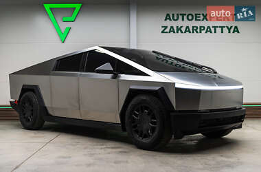 Пікап Tesla Cybertruck 2024 в Мукачевому
