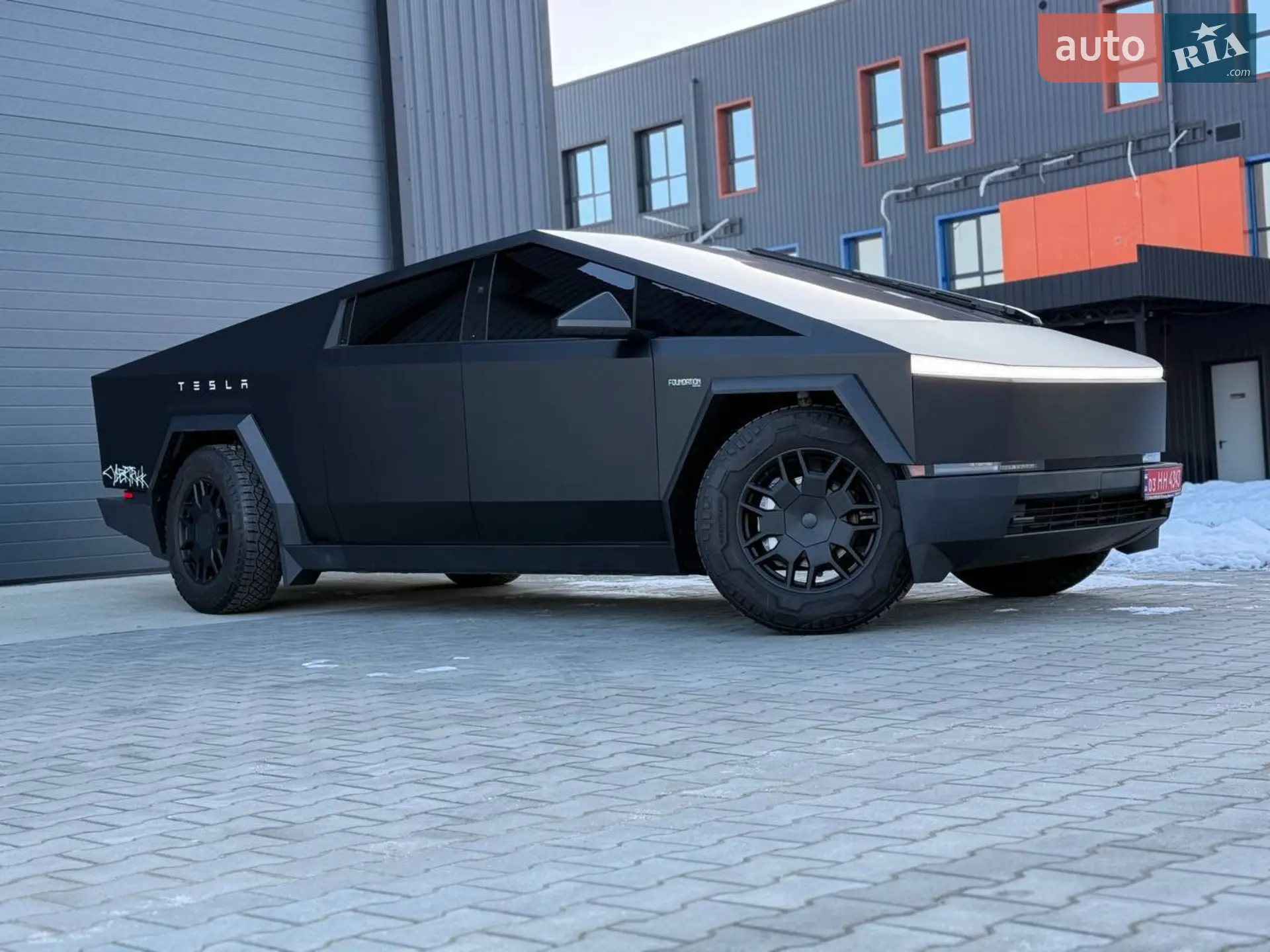 2024 Tesla Cybertruck - мініатюра 2