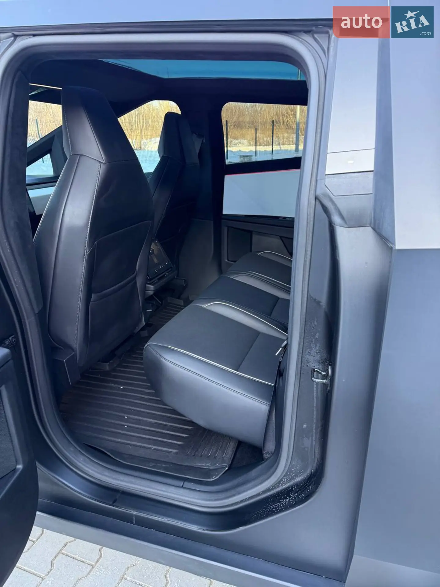2024 Tesla Cybertruck - мініатюра 66