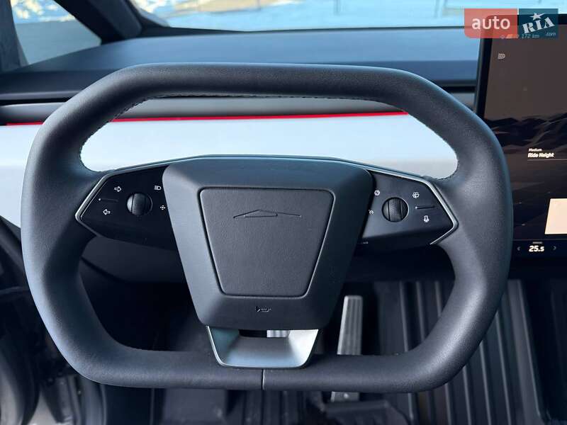 Пикап Tesla Cybertruck 2024 в Дубно