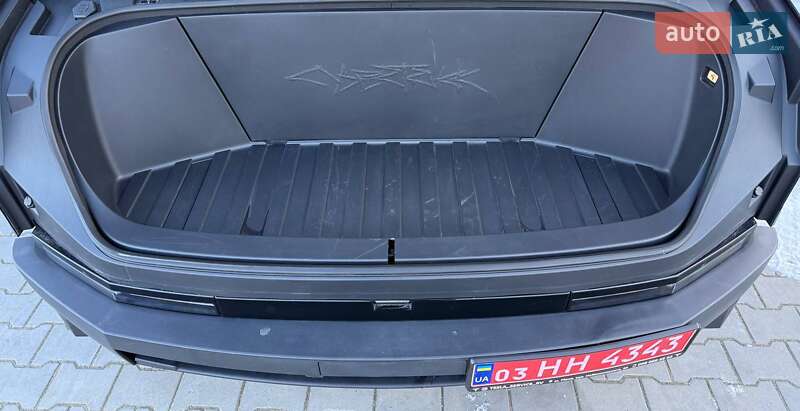 Пикап Tesla Cybertruck 2024 в Дубно