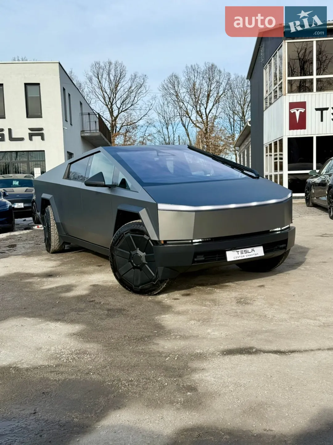 2024 Tesla Cybertruck - фото 1